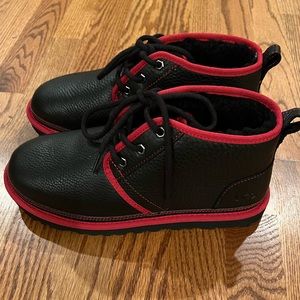 UGG Neumel Leather Men’s size 8